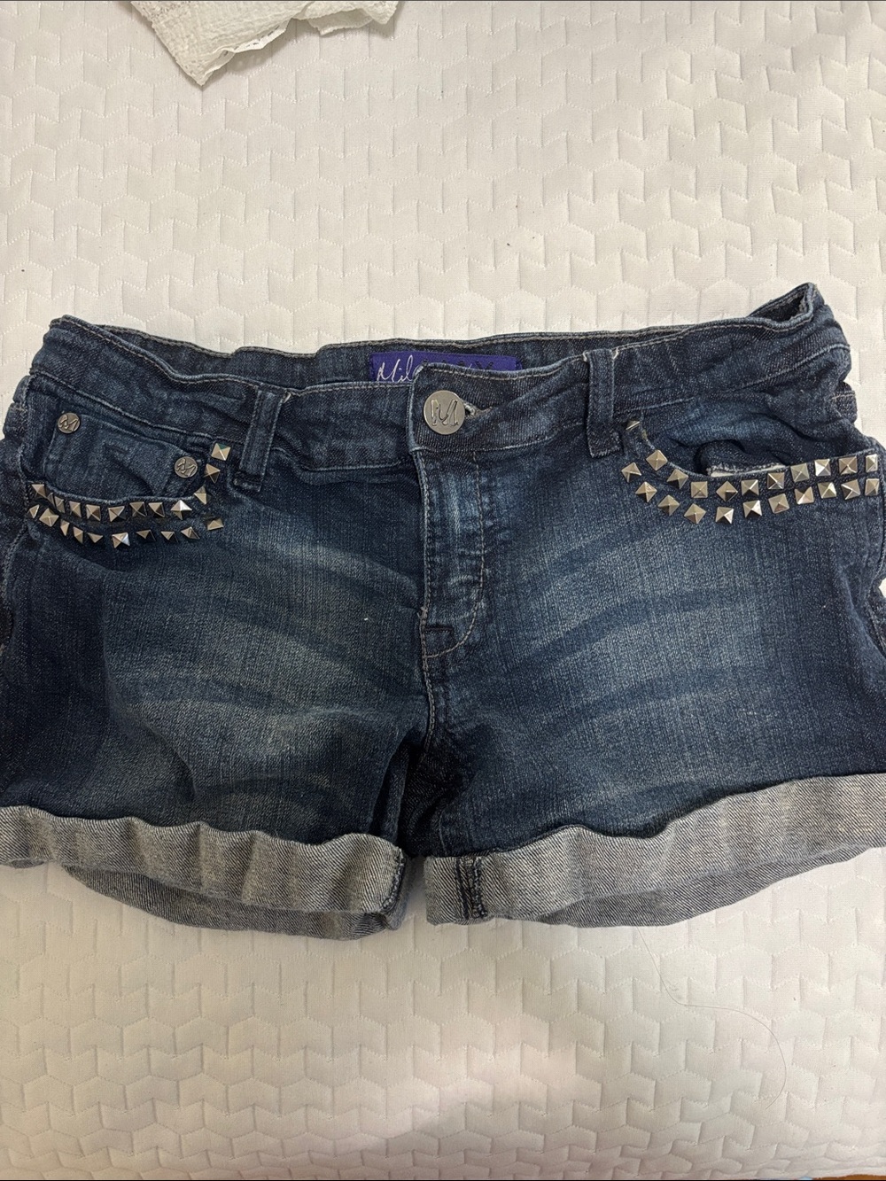 Miley Cyrus & Max Azria Dark Blue Studded Cuffed Denim Shorts Jean